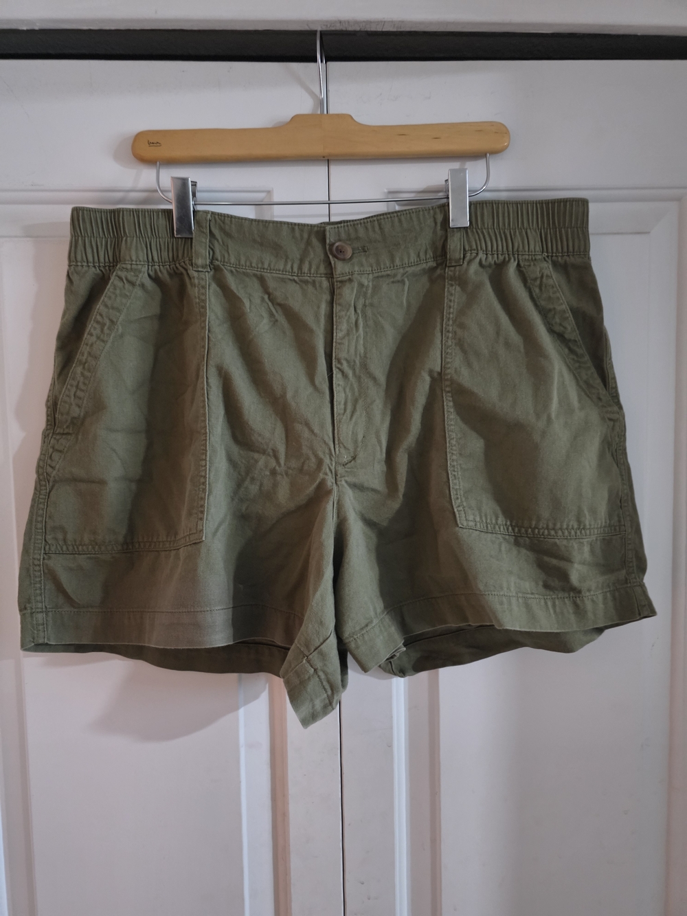 GAP Olive Green Women's Casual Bermuda Shorts